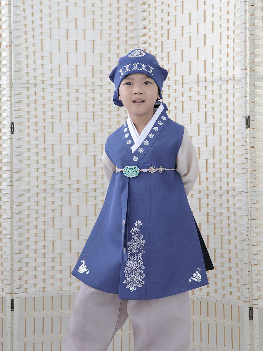 Cute Doryung Boys Hanbok in Navy