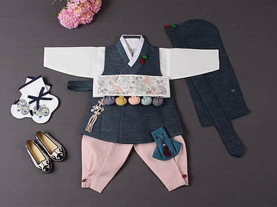 Turquoise baby hanbok for boys. This hanbok is a perfect wear for a baby's doljanchi or baekil.