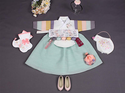 Serene baby girl hanbok that gives off a radiation of tranquility. This baby hanbok represents calmness.