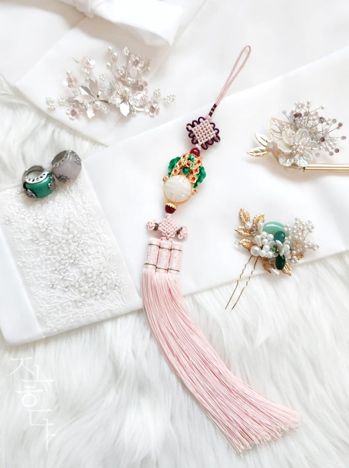 Premium] Jade Silk Tassel Norigae – Joteta Korean Online Shop