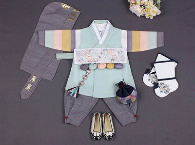 Heavenly baby boy hanbok with all the accessories for a baekil hanbok. Our hanboks are handmade in Korea with 100% precision. 