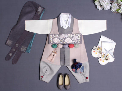 Your baby boy will look so handsome in his Classy Prince Baby Boy Hanbok in Beige.