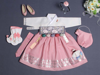 Here is a full view of the beautiful baby girl hanbok in pink & ivory. You're baby girl will look like a little queen wearing this ensemble.